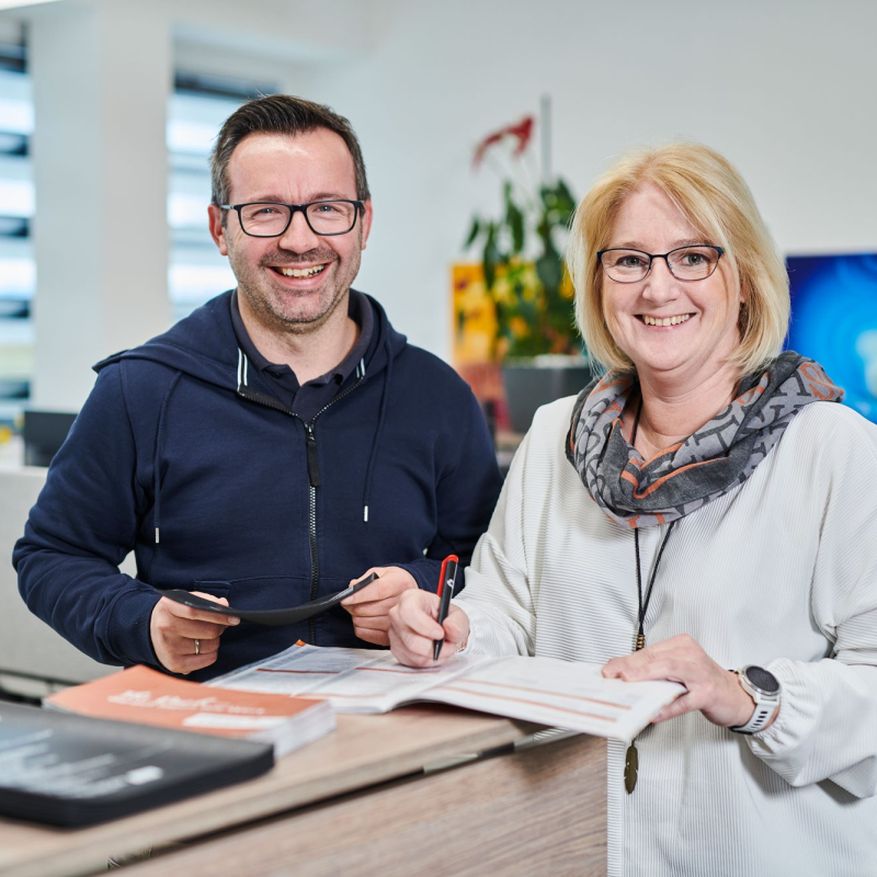 Dachbau EPDM Anwendungen Mitarbeiter Impressionen Machacek Baustoffhandel