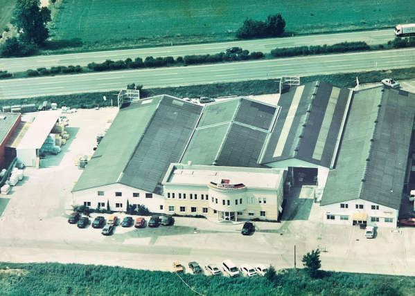 Geschichte 1979 Standort Traklstrasse Machacek Baustoffhandel