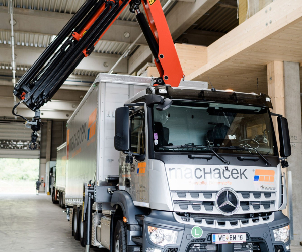 Logistik LKW Impressionen Machacek Baustoffhandel