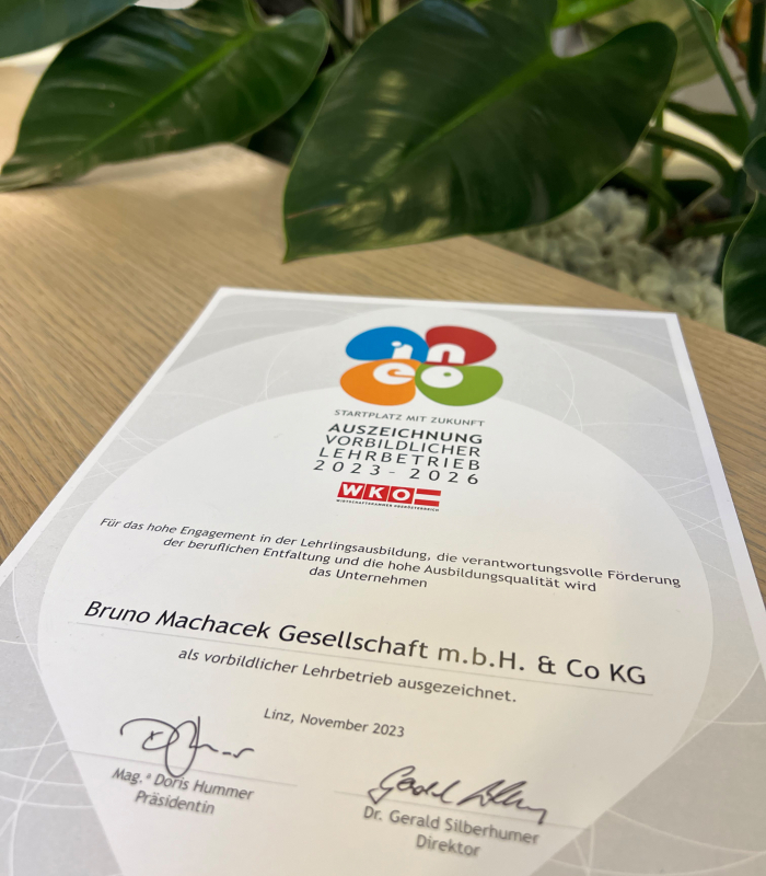 Lehre Karriere Arbeiten bei Machacek Baustoffhandel ineo Auszeichnung Urkunde